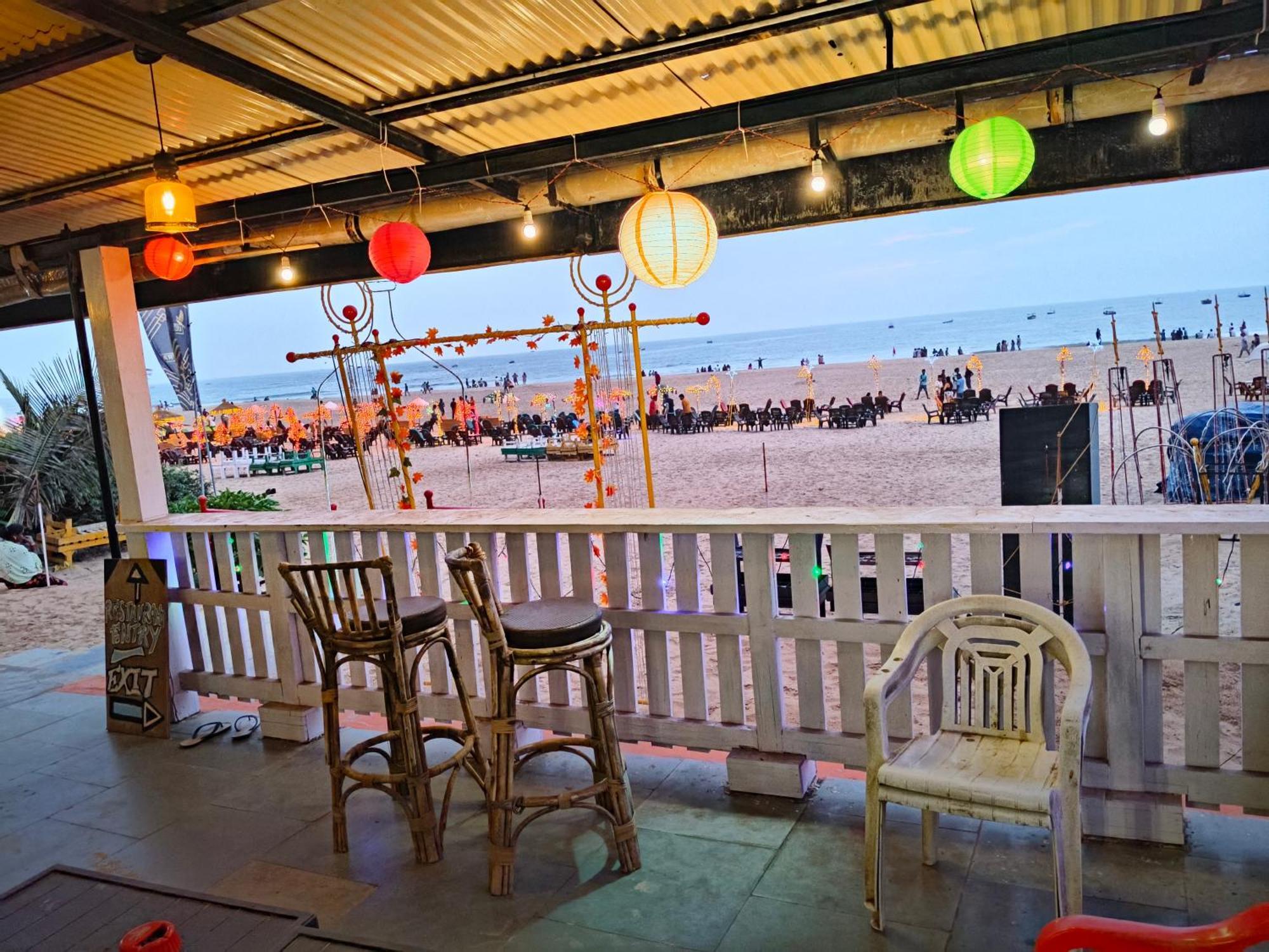 Roseal Beach Front Baga Exterior foto