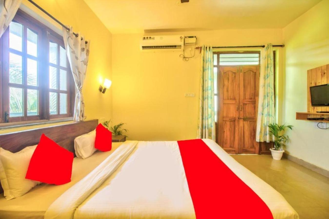 Roseal Beach Front Baga Exterior foto