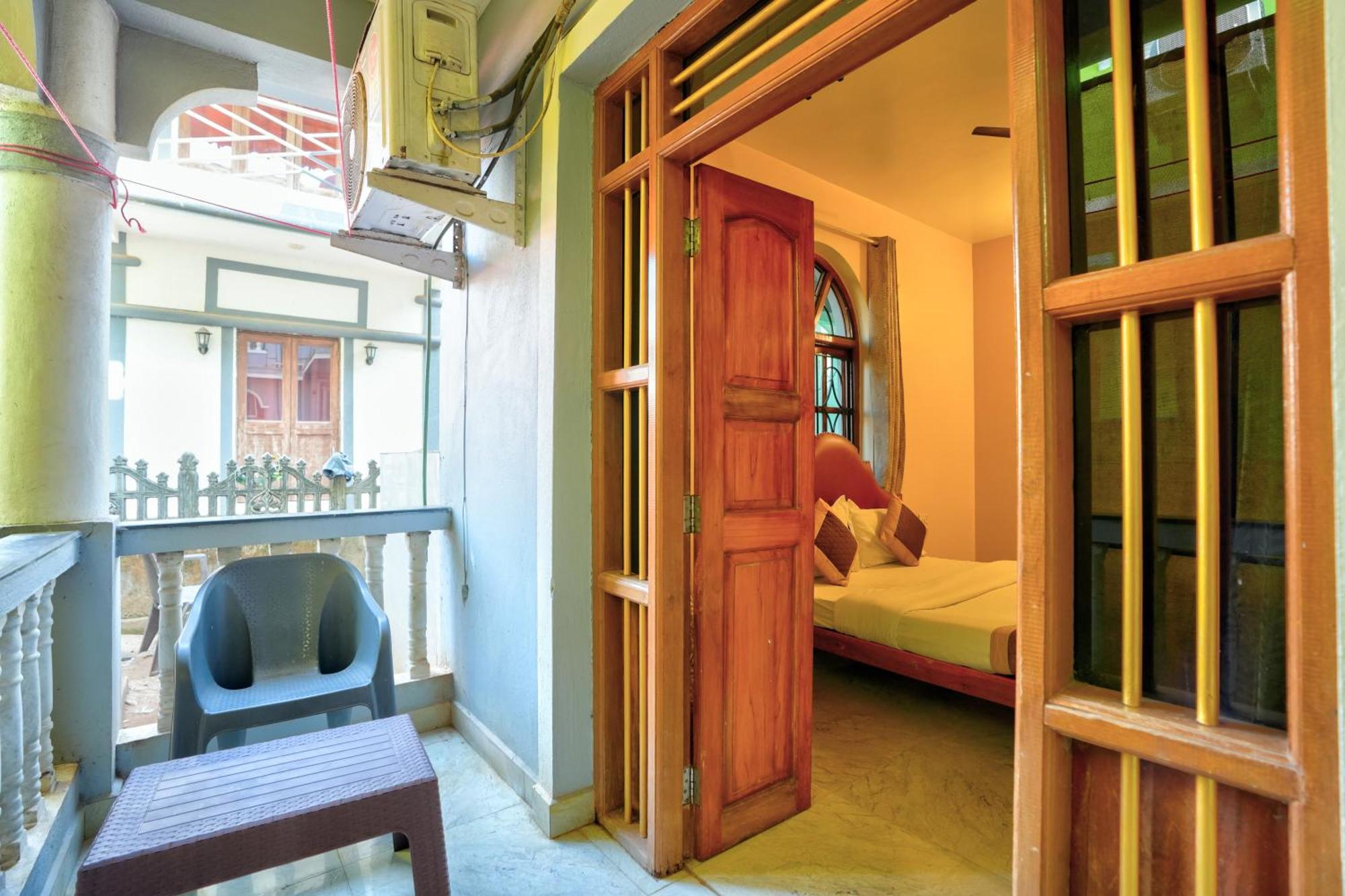 Roseal Beach Front Baga Exterior foto